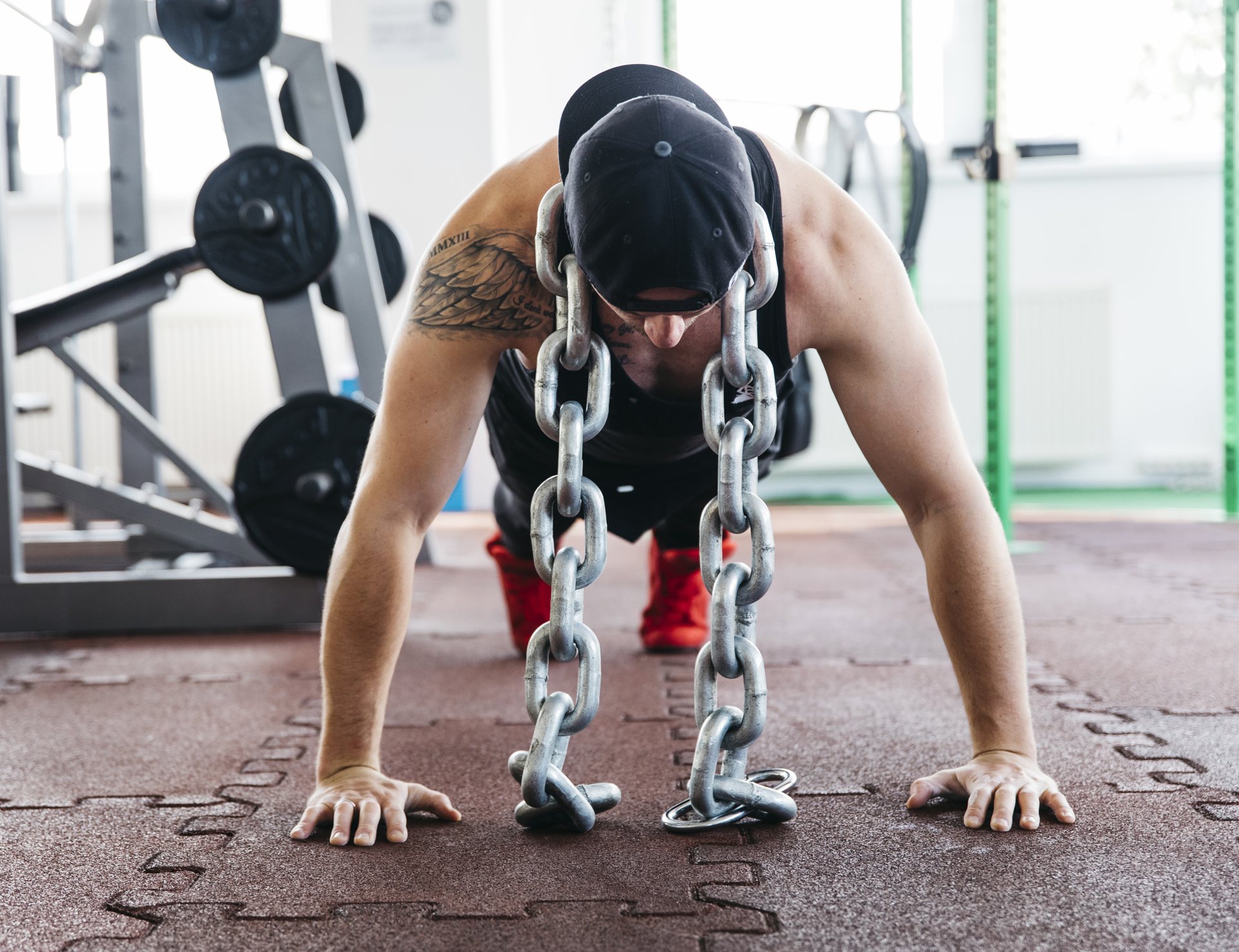 Evita lesiones sobrecargando tu entrenamiento de crossfit