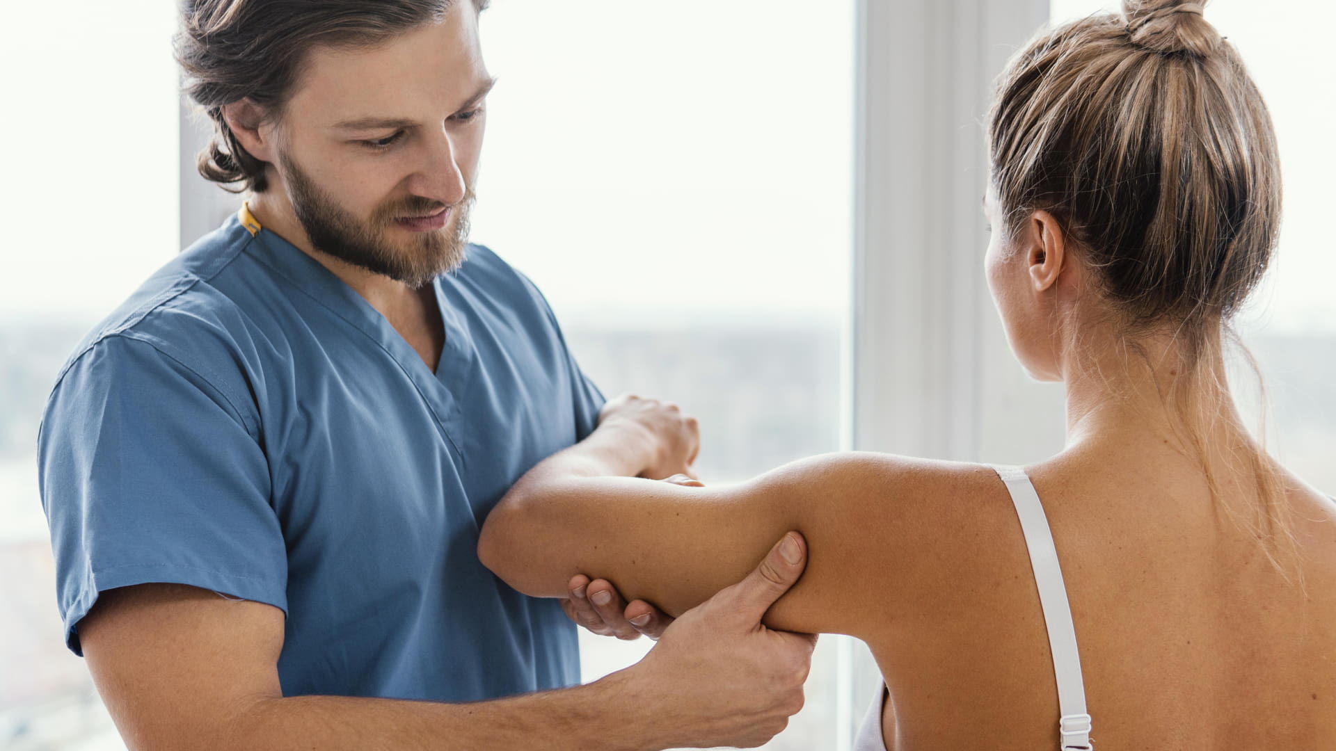 Lesiones frecuentes en el hombro brazo elevado